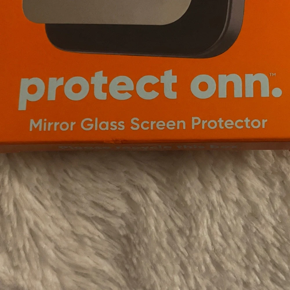 ONN MIRROR SCREEN PROTECTOR for iPhone 16 Pro Max
